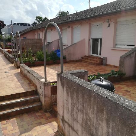 Logement De Plein Pied A Mirecourt ภายนอก รูปภาพ