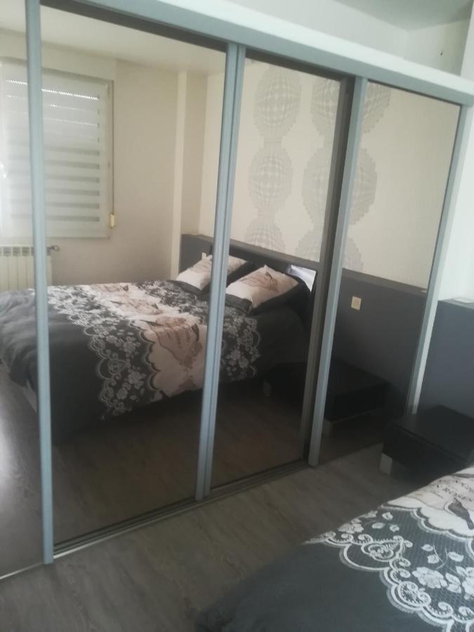 Logement De Plein Pied A Mirecourt ภายนอก รูปภาพ