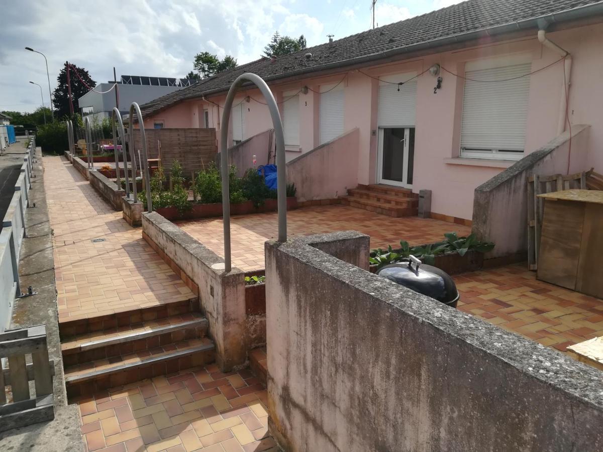 Logement De Plein Pied A Mirecourt ภายนอก รูปภาพ